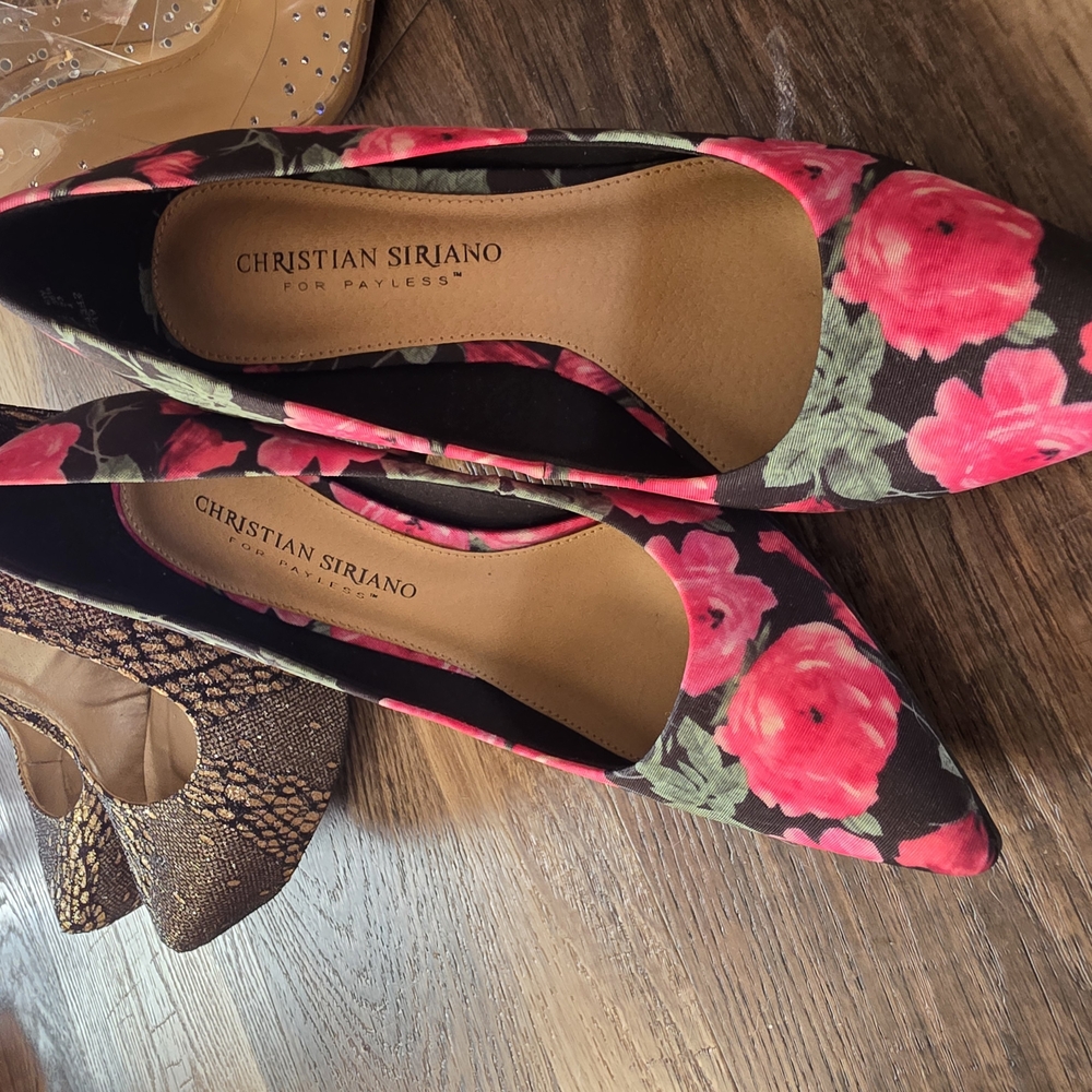 Christian Siriano Women's Floral Flats